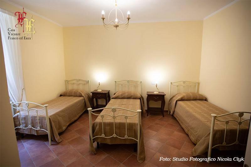 San Gregorio Magno Casa Vacanze - Franco Ed Enza Bed & Breakfast エクステリア 写真
